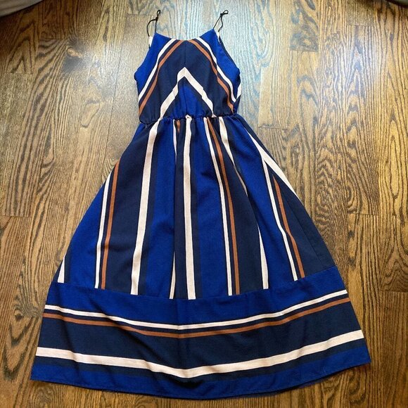 SOLD-Unbranded striped long dress size Medium - Picture 1 of 4